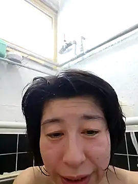 Snapshot of morikawa_sayaka chatting on January 2025 10:27:02 PM morikawa sayaka online show from January 2025 10:27:02 PM