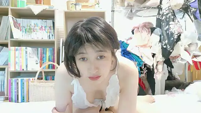 Snapshot of morikawa_sayaka chatting on September 2025 11:42:01 PM morikawa sayaka online show from September 2025 11:42:01 PM