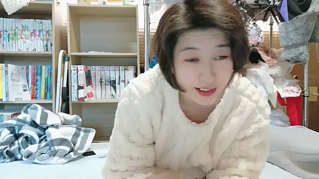 Snapshot of morikawa_sayaka chatting on October 2025 11:24:02 PM morikawa sayaka online show from October 2025 11:24:02 PM