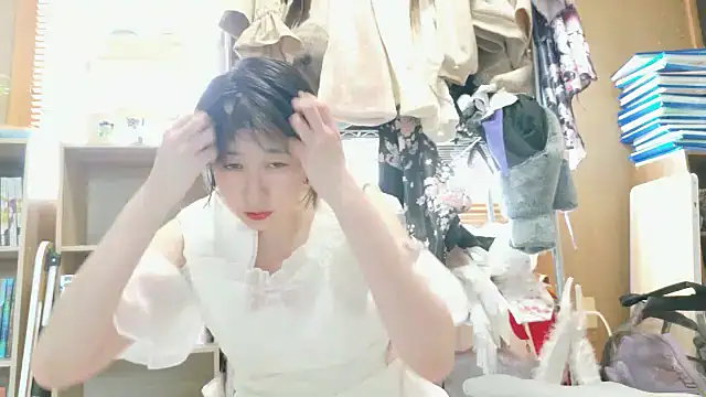 Snapshot of morikawa_sayaka chatting on October 2025 12:09:01 AM morikawa sayaka online show from October 2025 12:09:01 AM