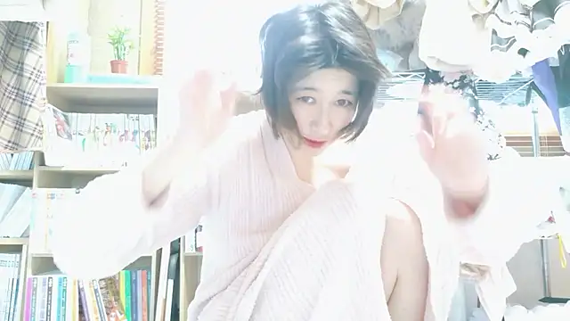 Snapshot of morikawa_sayaka chatting on October 2025 11:40:01 PM morikawa sayaka online show from October 2025 11:40:01 PM