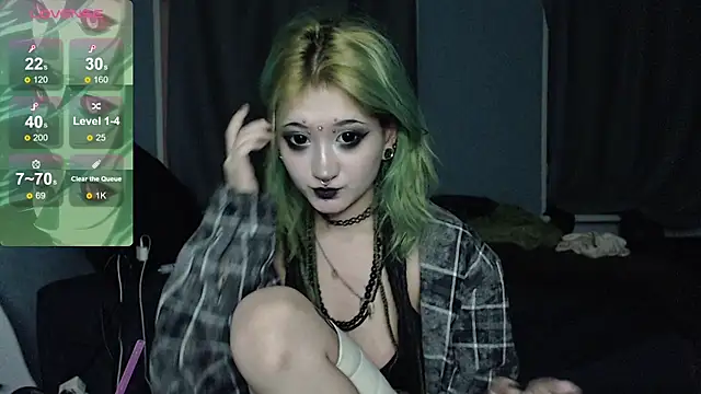 Snapshot of Milten-Trish chatting on February 2026 02:51:01 AM Milten-Trish online show from February 2026 02:51:01 AM