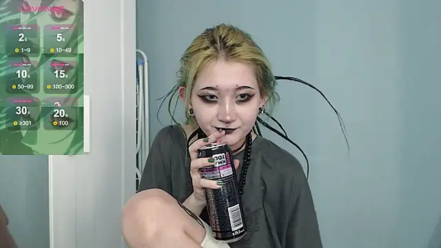 Snapshot of Milten-Trish chatting on February 2026 01:18:01 PM Milten-Trish online show from February 2026 01:18:01 PM