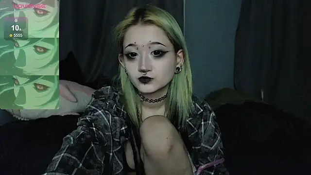 Snapshot of Milten-Trish chatting on February 2026 06:39:02 PM Milten-Trish online show from February 2026 06:39:02 PM