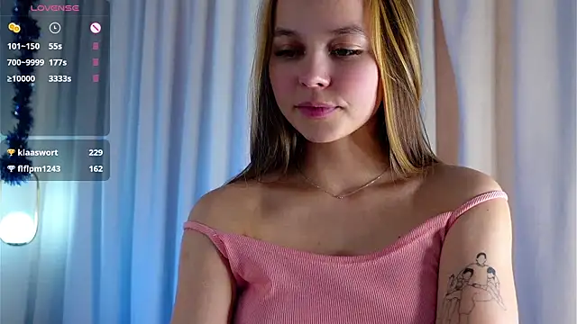 FalineDowlen online show from December 2024 04:12:01 AM