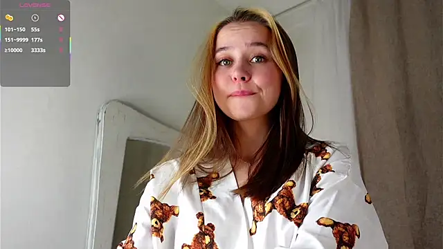 FalineDowlen online show from January 2025 02:30:01 AM