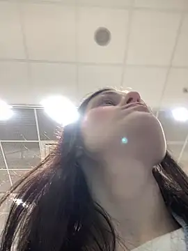 Snapshot of Mia_Mia_M chatting on June 2026 03:40:01 PM Mia Mia M online show from June 2026 03:40:01 PM