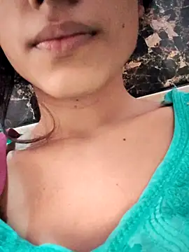 Snapshot of Babby_girl08 chatting on November 2025 06:02:02 AM Babby girl08 online show from November 2025 06:02:02 AM