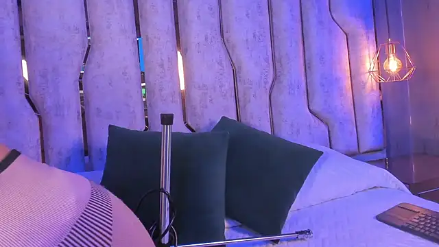 Snapshot of giorgia_13 chatting on March 2025 09:23:01 AM giorgia 13 online show from March 2025 09:23:01 AM