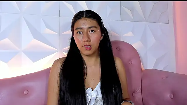 Snapshot of CarlaAlvez chatting on January 2025 07:25:01 PM CarlaAlvez online show from January 2025 07:25:01 PM