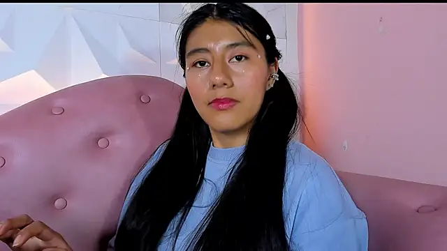 Snapshot of CarlaAlvez chatting on January 2025 10:26:02 PM CarlaAlvez online show from January 2025 10:26:02 PM