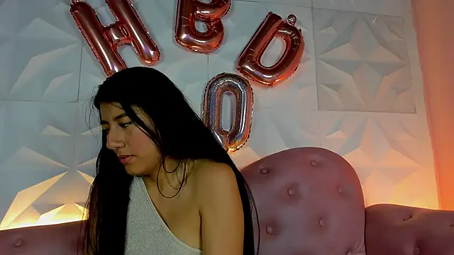 Snapshot of CarlaAlvez chatting on January 2025 06:36:02 PM CarlaAlvez online show from January 2025 06:36:02 PM