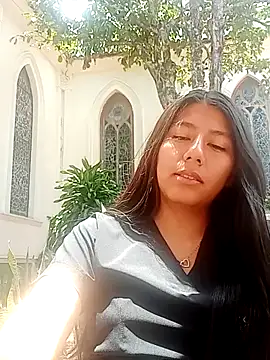 Snapshot of CarlaAlvez chatting on September 2025 04:43:02 PM CarlaAlvez online show from September 2025 04:43:02 PM