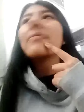 Snapshot of CarlaAlvez chatting on October 2025 11:16:01 PM CarlaAlvez online show from October 2025 11:16:01 PM