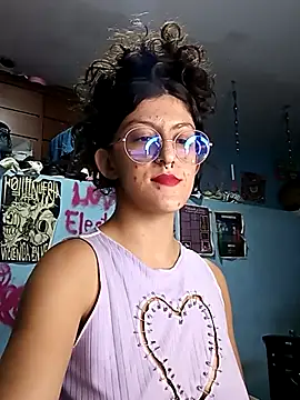 Snapshot of LoveElectra chatting on October 2025 10:51:02 PM LoveElectra online show from October 2025 10:51:02 PM