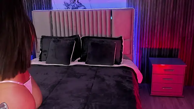 Snapshot of Lillyortiz chatting on March 2025 02:45:01 AM Lillyortiz online show from March 2025 02:45:01 AM