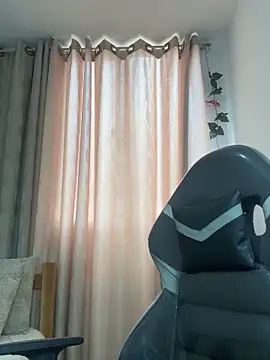 SaraBraun  online show from October 2025 04:59:02 PM