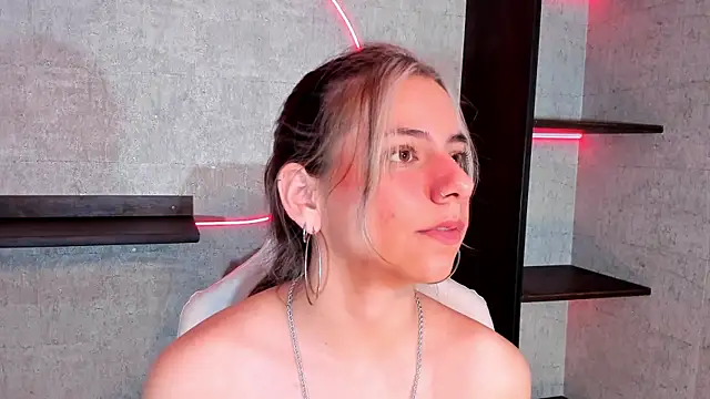 Snapshot of ArtemisaBlake chatting on January 2025 12:20:01 AM ArtemisaBlake online show from January 2025 12:20:01 AM