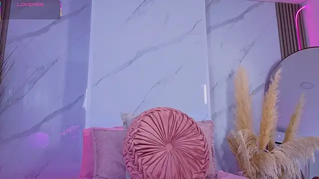 Snapshot of Chlooee__ chatting on October 2025 02:26:01 AM Chlooee online show from October 2025 02:26:01 AM