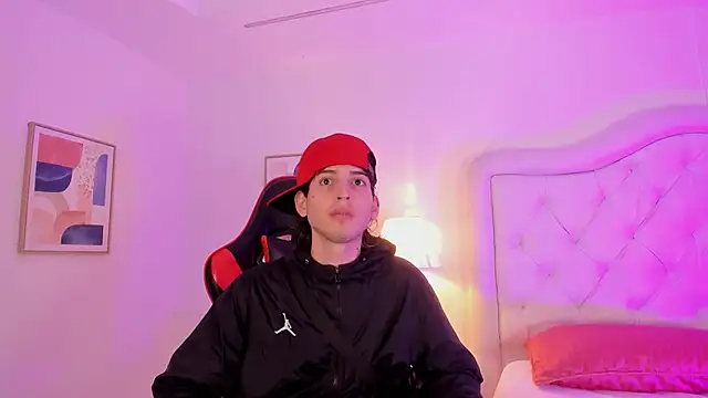 sett and gwen online show from March 2025 03:55:02 AM