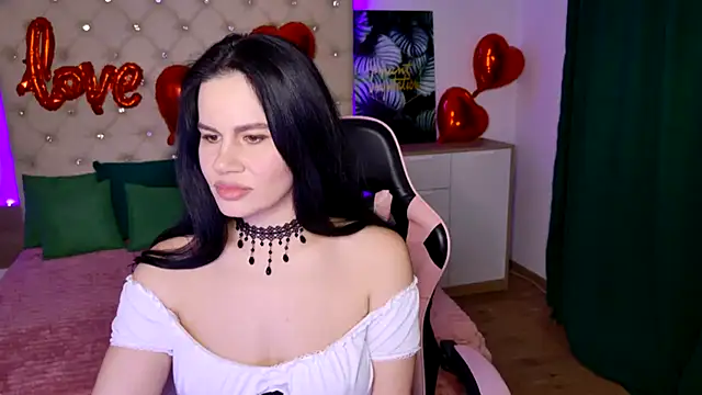 Snapshot of KattieSims chatting on February 2025 06:02:02 PM KattieSims online show from February 2025 06:02:02 PM