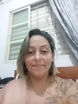 baixinhaloira online show from December 2024 03:24:01 AM