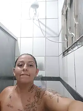 baixinhaloira online show from February 2025 01:33:01 AM