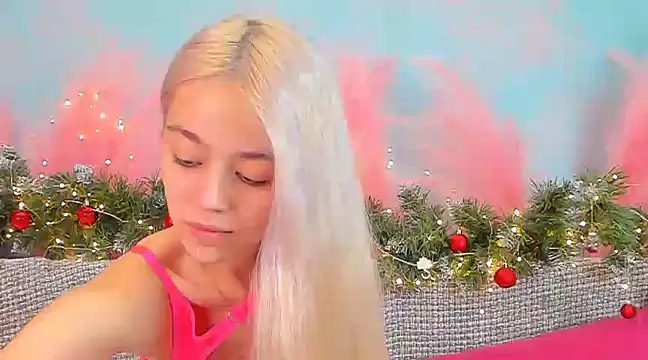 Snapshot of STELLA_RICH chatting on December 2024 02:10:02 AM STELLA RICH online show from December 2024 02:10:02 AM