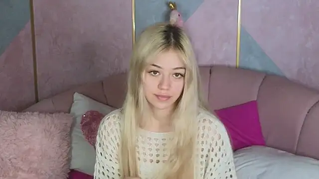 Snapshot of STELLA_RICH chatting on February 2025 11:49:01 PM STELLA RICH online show from February 2025 11:49:01 PM