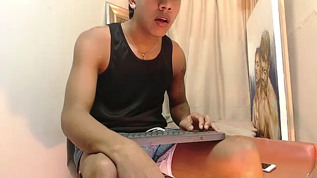 mr stiven  online show from October 2025 02:33:01 AM