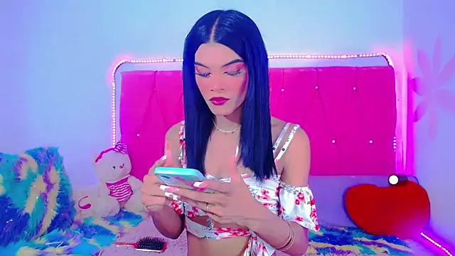 Theylor Rouse online show from February 2025 01:13:01 AM