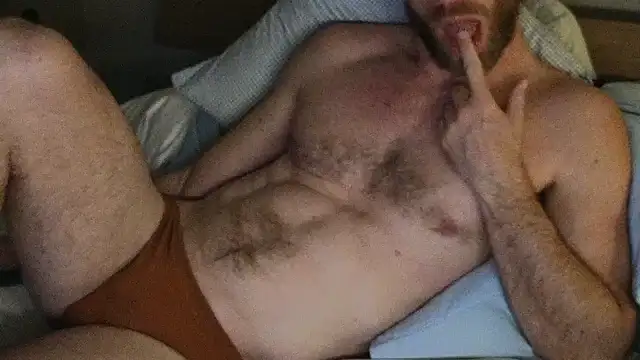 Twowellshapedheads online show from May 2026 09:53:01 PM