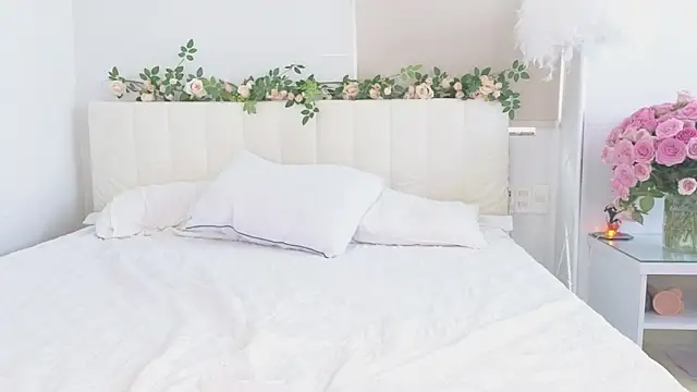 Snapshot of Akina_starr chatting on October 2025 04:04:02 AM Akina starr online show from October 2025 04:04:02 AM