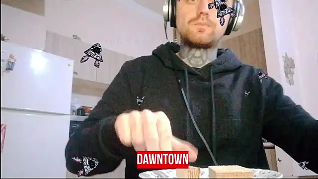 Snapshot of HappyZebra13 chatting on February 2025 06:21:01 PM HappyZebra13 online show from February 2025 06:21:01 PM