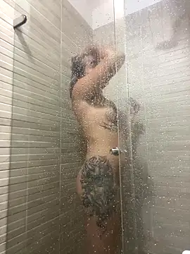 Snapshot of Liah_ferrer chatting on September 2025 10:31:01 PM Liah ferrer online show from September 2025 10:31:01 PM