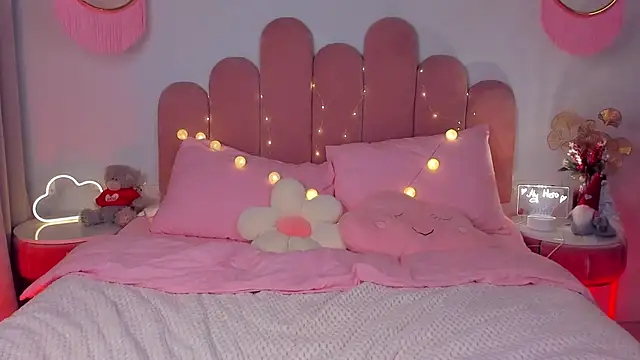 ElsaYoung online show from January 2025 05:27:01 AM