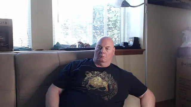 harley99574 online show from October 2025 06:59:01 PM