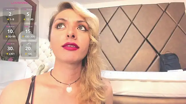 LunitaDiva online show from February 2025 12:47:02 PM