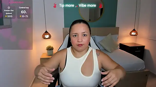 Snapshot of linda_rios_ chatting on January 2025 07:05:01 PM linda rios online show from January 2025 07:05:01 PM