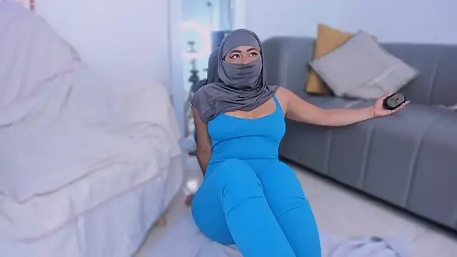 jazmin anbar online show from October 2025 06:05:02 PM