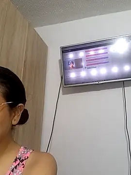 honeyblue 1 online show from March 2025 03:07:01 AM