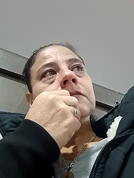 Snapshot of sasi_luna chatting on October 2025 02:12:01 PM sasi luna online show from October 2025 02:12:01 PM