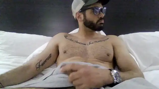 Snapshot of Strokeking4u chatting on March 2026 11:53:02 PM Strokeking4u online show from March 2026 11:53:02 PM