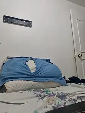 Snapshot of cris21324 chatting on December 2024 03:56:02 AM cris21324 online show from December 2024 03:56:02 AM