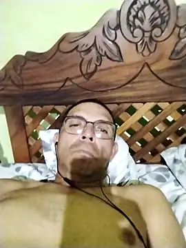 Alex011277 online show from October 2025 11:33:02 AM