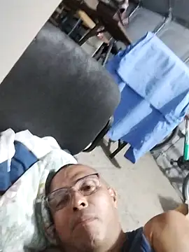 Alex011277 online show from October 2025 01:20:02 AM