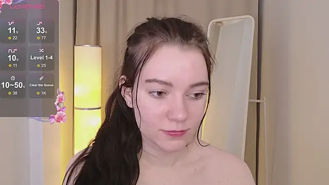 Snapshot of Lana__Cute_ chatting on January 2025 05:04:02 PM Lana Cute online show from January 2025 05:04:02 PM