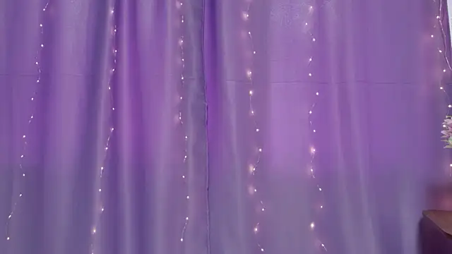 Lana  Cute  online show from May 2026 02:23:01 PM