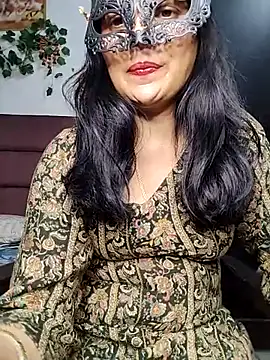 sexy bhabhi69 online show from November 2025 08:30:01 PM