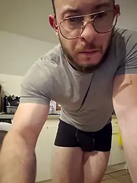 jourdinio13 online show from May 2026 05:53:02 PM
